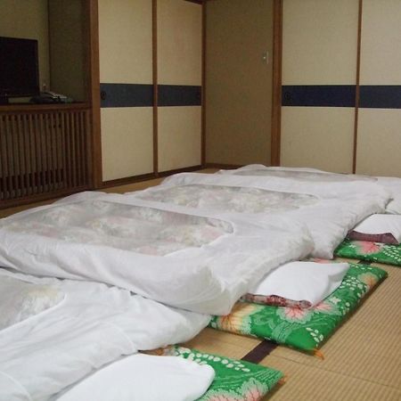 马路纳卡酒店 松本 客房 照片