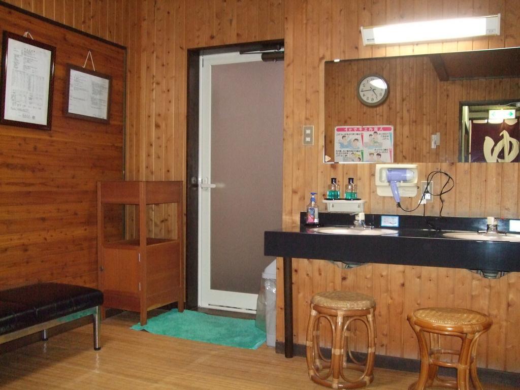 马路纳卡酒店 松本 外观 照片